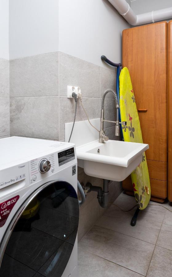 Апартаменты Apartament Albatros 75M Z Ogrodkiem Варшава Экстерьер фото