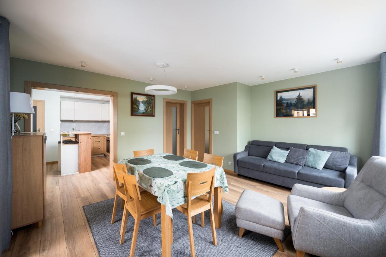 Апартаменты Apartament Albatros 75M Z Ogrodkiem Варшава Экстерьер фото